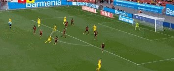 1631397440993062981.gif 贝林厄姆.gif