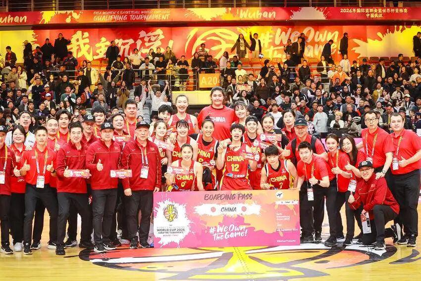 爱游戏游戏平台-晋级世界杯只是开始！中国女篮险胜捷克，但这一战给全队敲响警钟