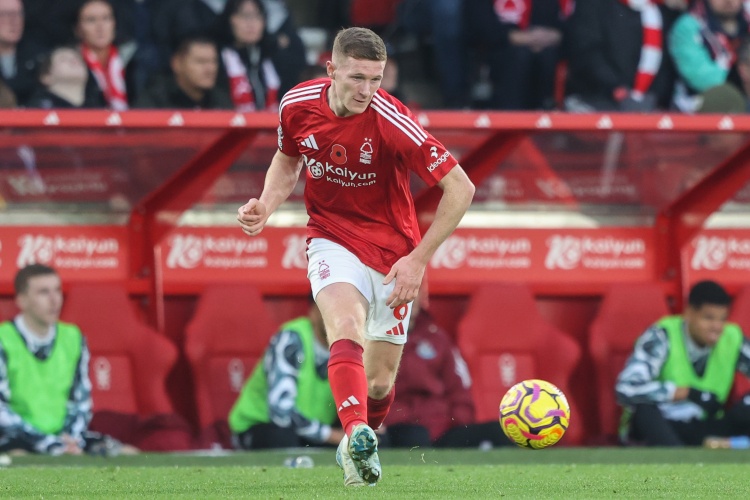 爱游戏娱乐-镜报：曼城相信他们已在安德森竞争战胜出，有信心6500万镑签下